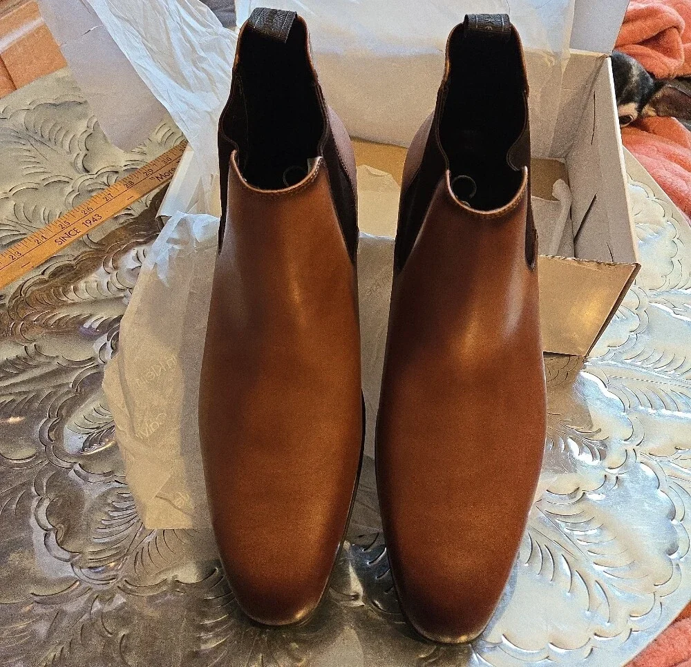 Calvin Klein sleek tan